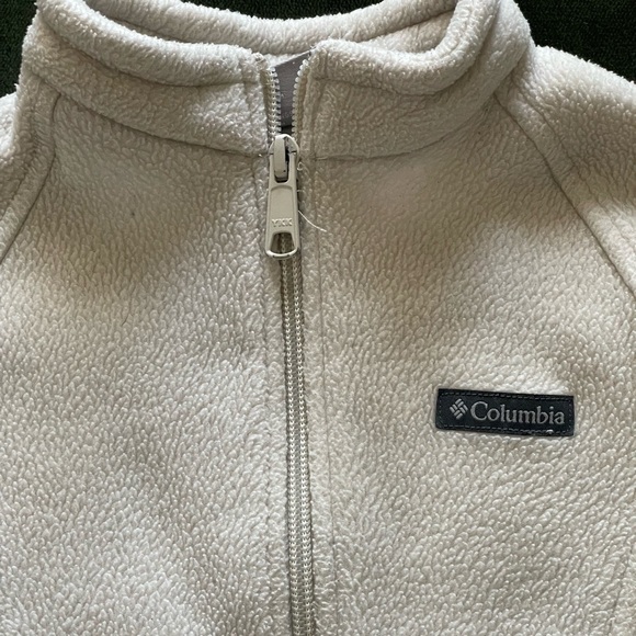 Columbia Toddler’s 18-24 Months Cream/White Color Sweater. Used. - Picture 2 of 6